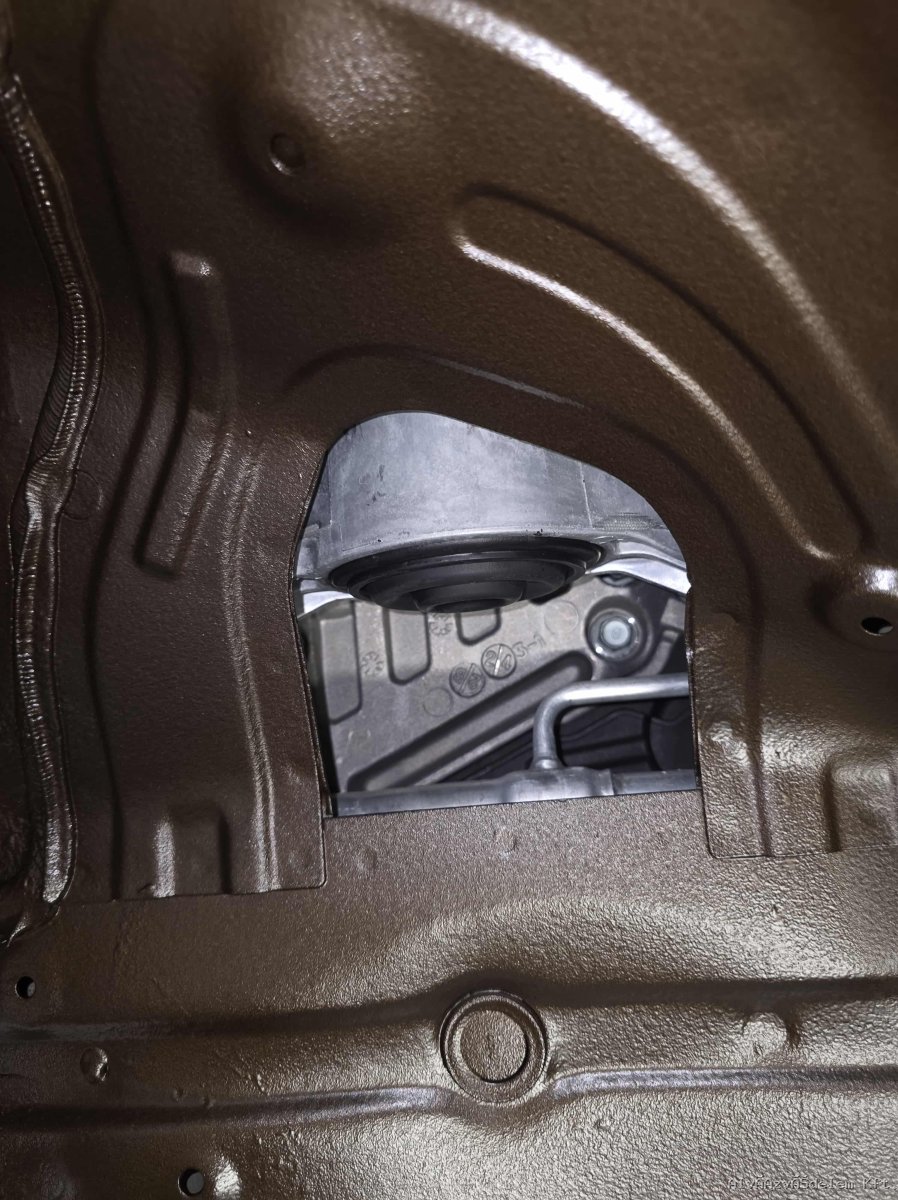 Motortartó bak kihagyva, alvázvédelem végeredmény